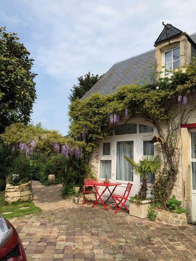 Aggarthi Bed&Breakfast Bayeux Bagian luar foto