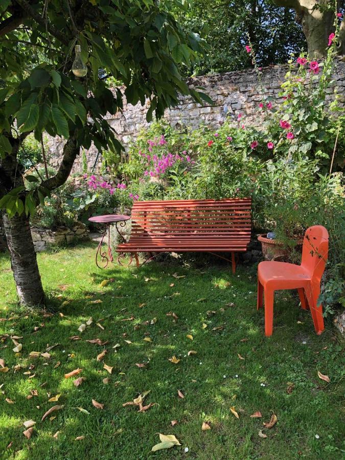 Aggarthi Bed&Breakfast Bayeux Bagian luar foto
