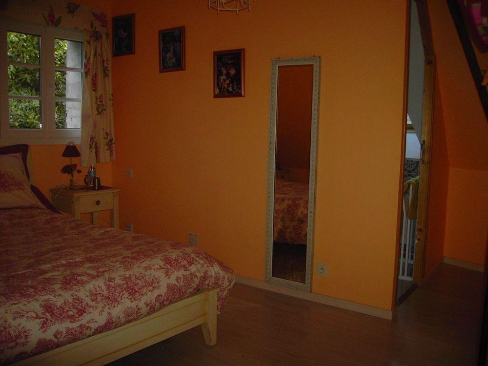 Aggarthi Bed&Breakfast Bayeux Bagian luar foto
