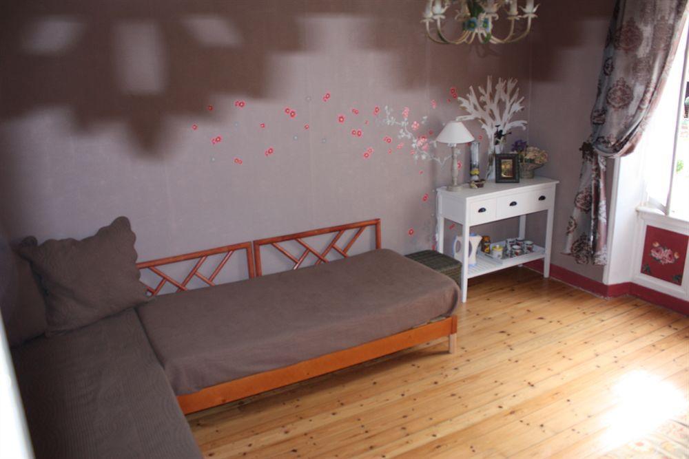 Aggarthi Bed&Breakfast Bayeux Bagian luar foto