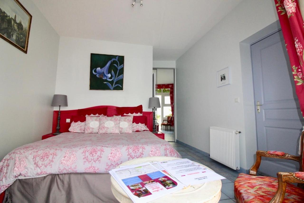 Aggarthi Bed&Breakfast Bayeux Bagian luar foto