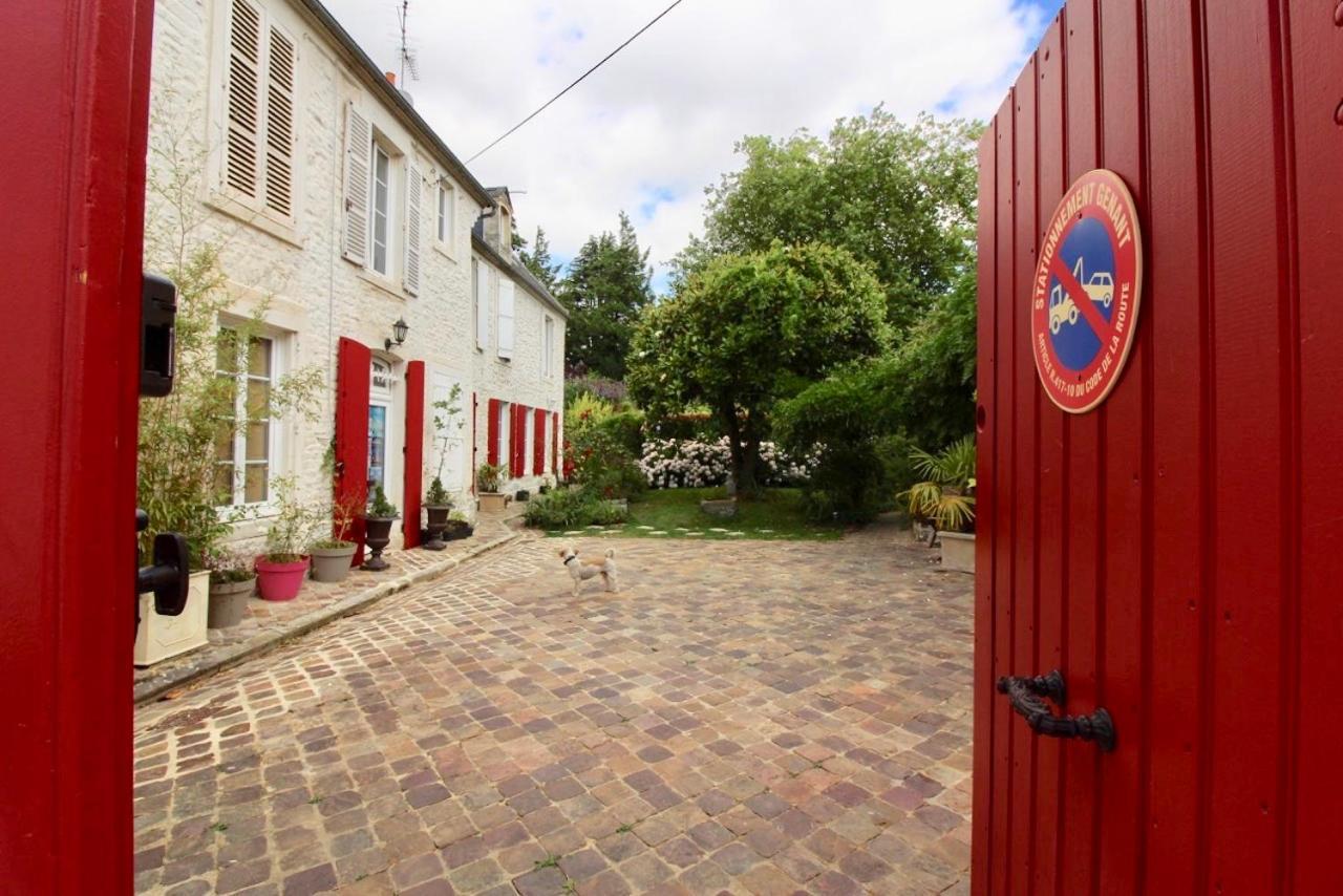 Aggarthi Bed&Breakfast Bayeux Bagian luar foto