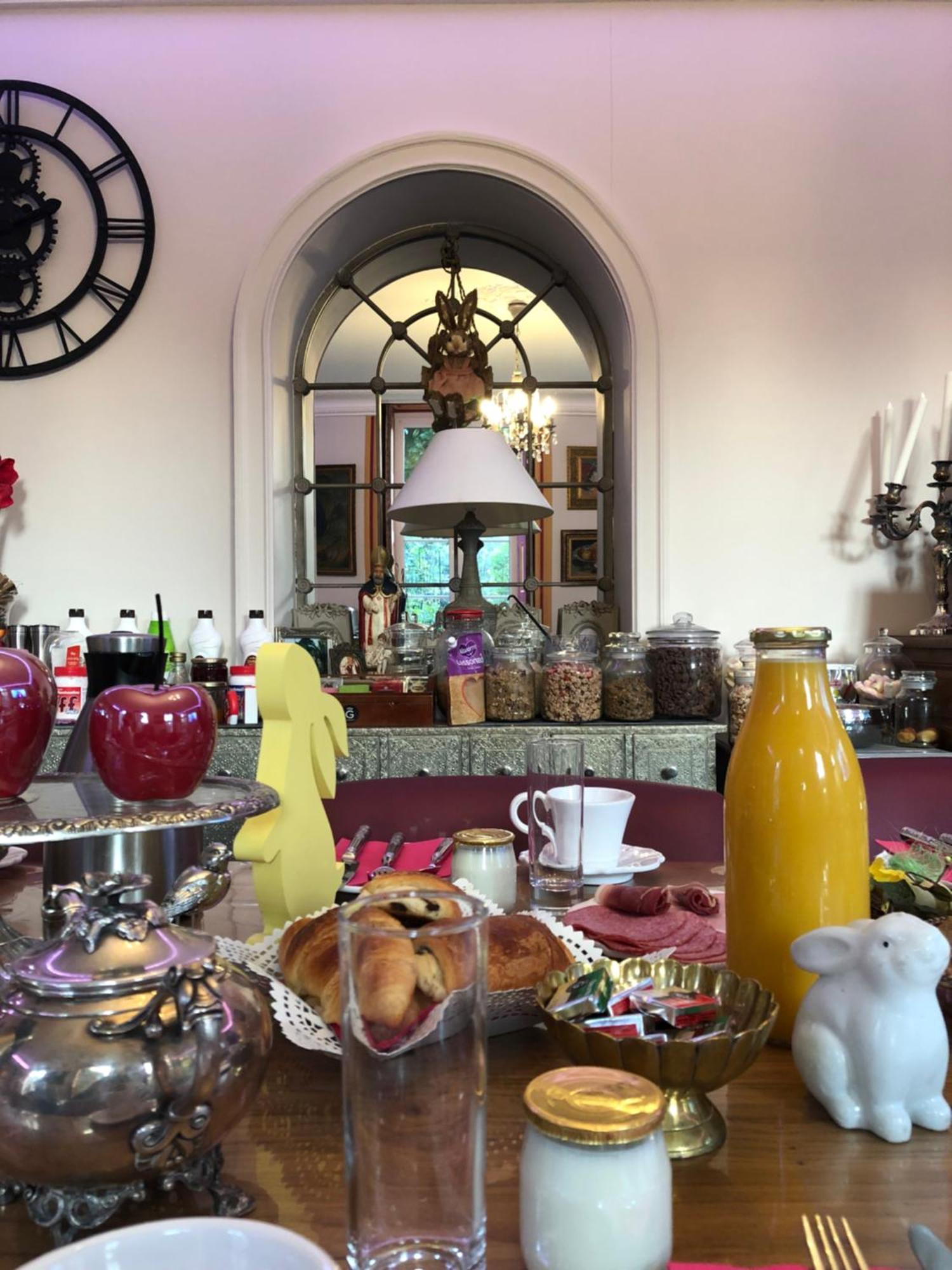 Aggarthi Bed&Breakfast Bayeux Bagian luar foto